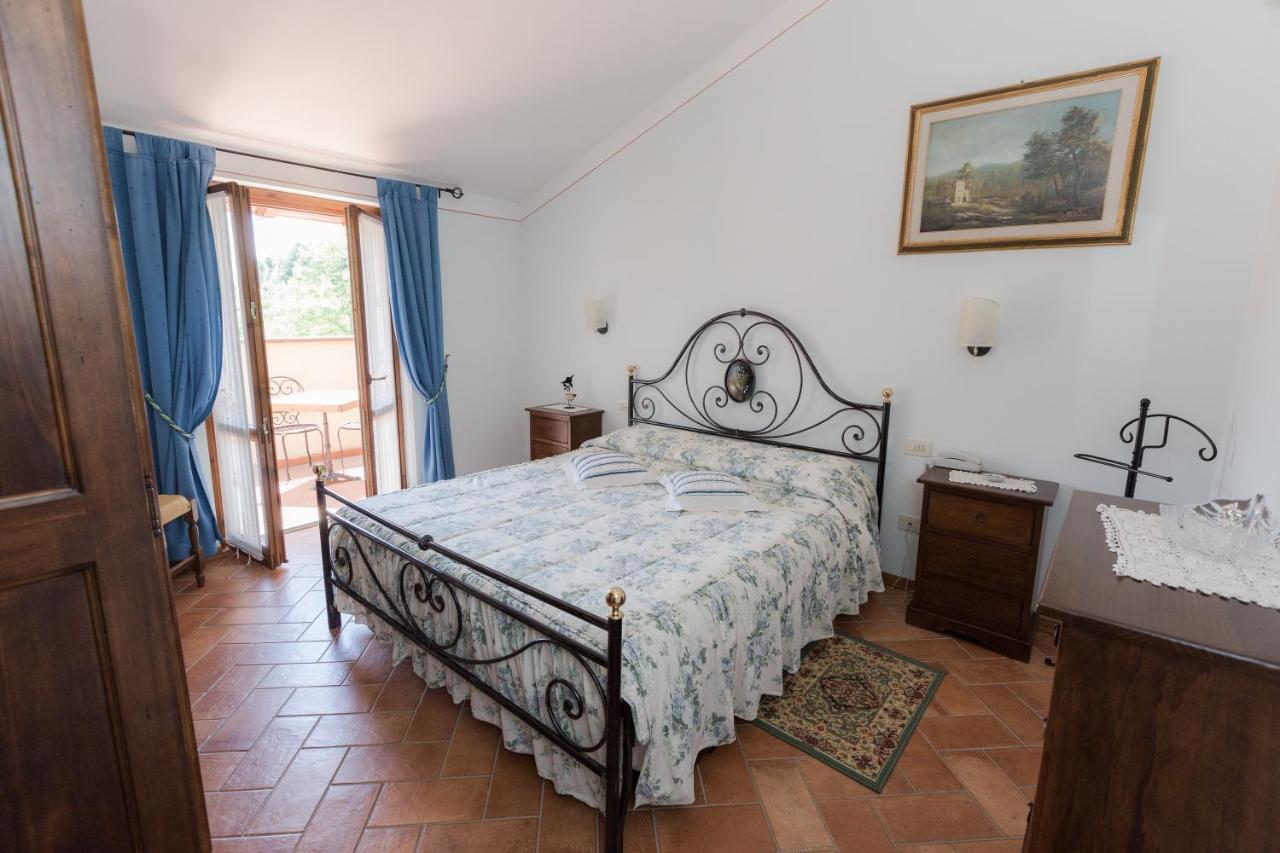 Borgo Caiano Country Inn ภายนอก รูปภาพ