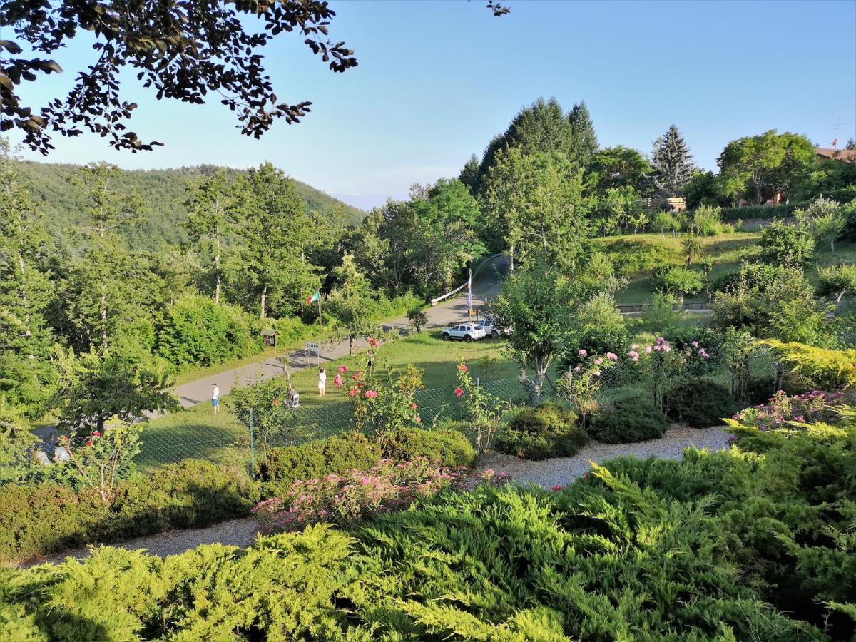 Borgo Caiano Country Inn ภายนอก รูปภาพ